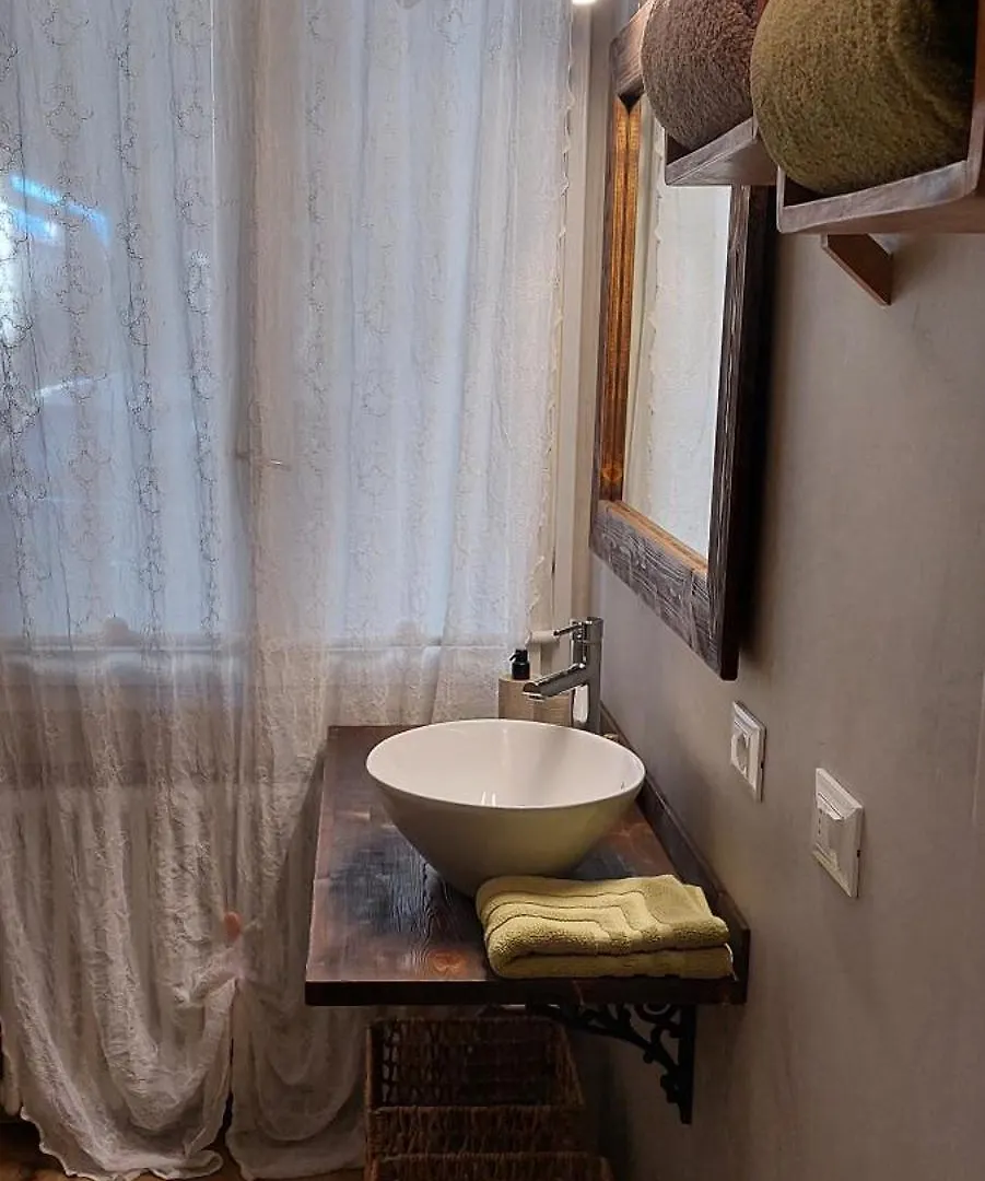 Antica Dimora Apartment San Felice del Benaco Italy
